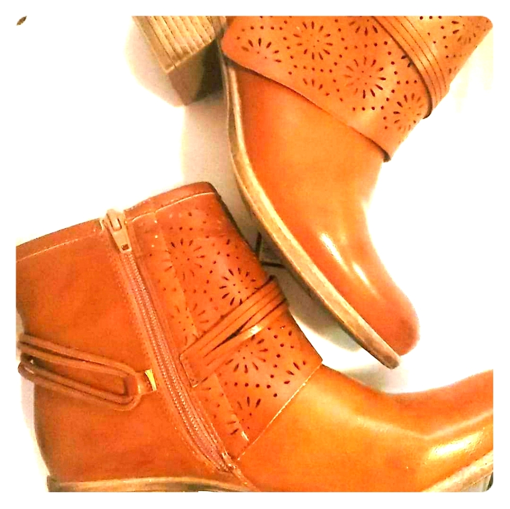 Clothes & Shoes